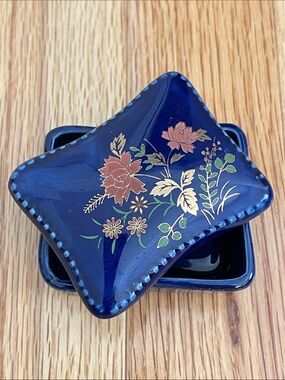 “Charmed! I’m sure🥰” Decorative Floral Ceramic Jewelry Box - Deep Blue